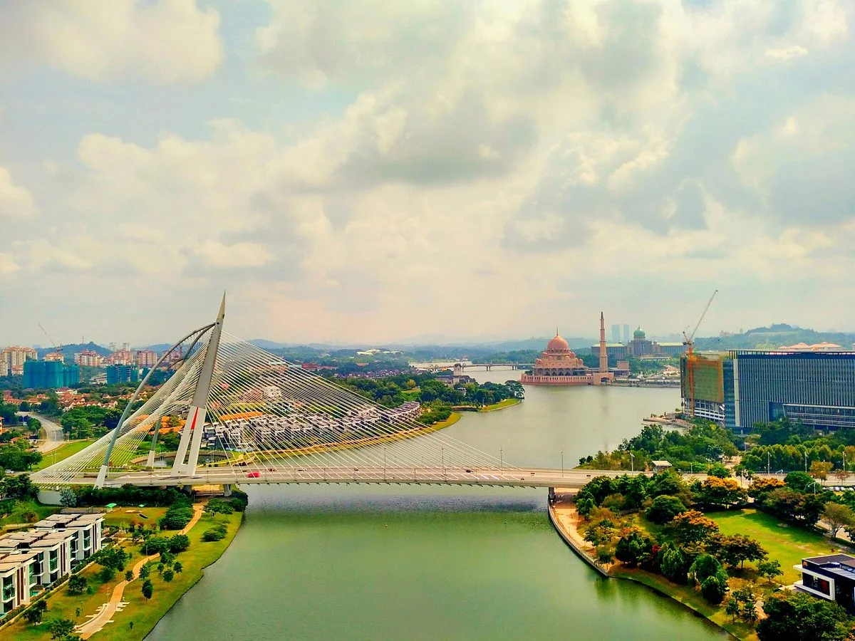 Tour Singapore - Indonesia - Malaysia